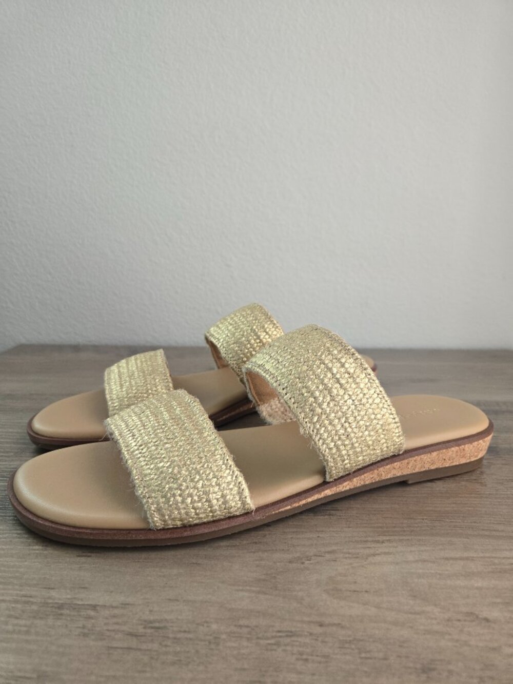 Easy Spirit Loyal Slip On Sandals Woven Double Band Gold Size 8.5M
